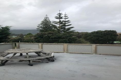Photo of property in 25 William Street, Waikanae Beach, Waikanae, 5036