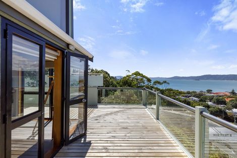 Photo of property in 80 Tio Tio Road, Seatoun, Wellington, 6022