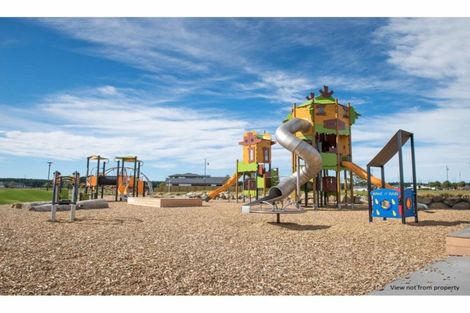 Photo of property in 75 Te Hurunui Drive, Pegasus, 7612