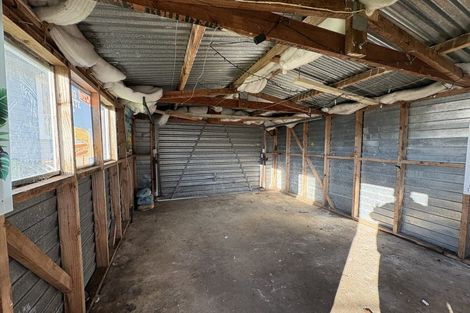 Photo of property in 15 Budleigh Street, Frankleigh Park, New Plymouth, 4310