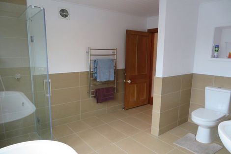 Photo of property in 6 Cardigan Street, Arrowtown, 9302