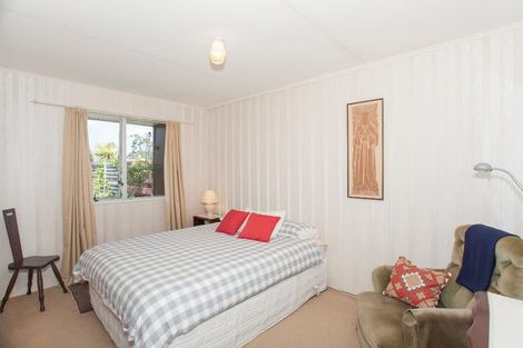 Photo of property in 12 Luton Street, Hokowhitu, Palmerston North, 4410