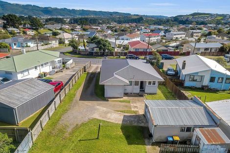 Photo of property in 94 Driver Crescent, Cannons Creek, Porirua, 5024