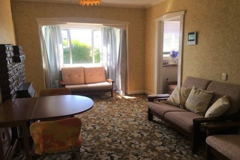 Photo of property in 96 Domett Street, Waitara, 4320