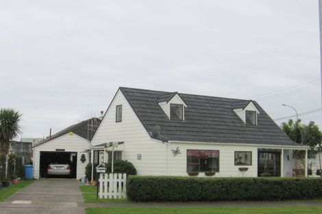 Photo of property in 33 Whyte Street, Foxton, 4814