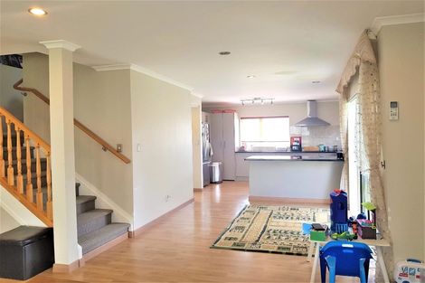 Photo of property in 16 Tavua Lane, Ranui, Auckland, 0612