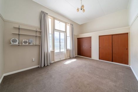 Photo of property in 36 The Parade, Island Bay, Wellington, 6023