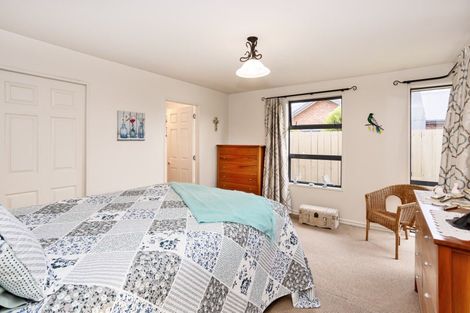 Photo of property in 8 Craig Street, Waikiwi, Invercargill, 9810