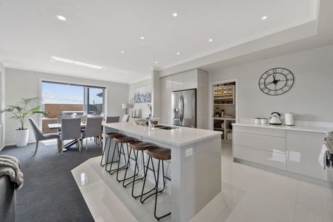 Photo of property in 22 Helen June Avenue, Flagstaff, Hamilton, 3210