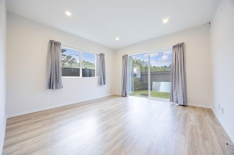 Photo of property in 69 Nobilo Road, Kumeu, 0810