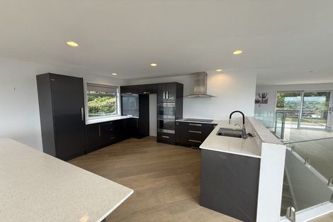 Photo of property in 18 Zita Avenue, Matakatia, Whangaparaoa, 0930