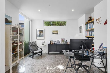 Photo of property in 79 Buller Street, New Plymouth, 4312