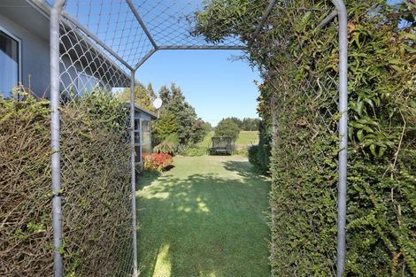 Photo of property in 25 Levin Street, Halcombe, Feilding, 4779