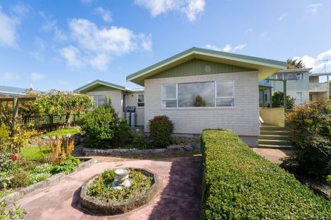 Photo of property in 14 Robert Mckeen Street, Otaki Beach, Otaki, 5512