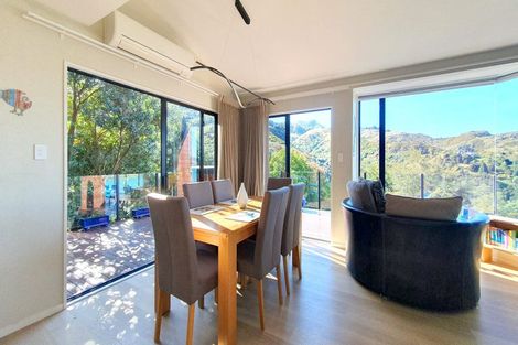 Photo of property in 8 The Terrace, Governors Bay, Lyttelton, 8971