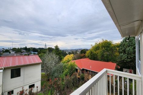 Photo of property in 7a Prospect Terrace, Pukekohe, 2120