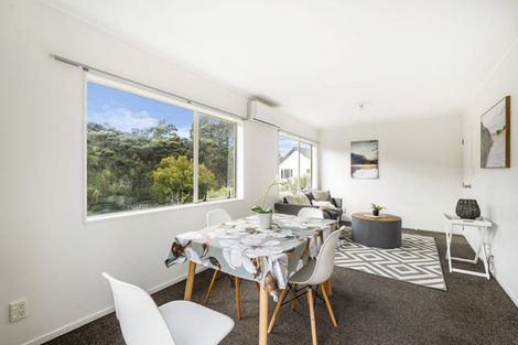 Photo of property in 66 Spinella Drive, Bayview, Auckland, 0629
