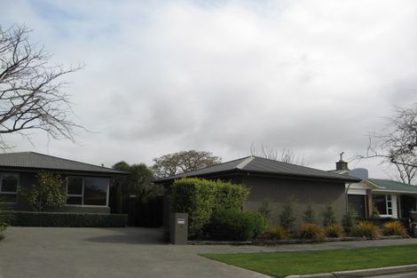 Photo of property in 13 Remuera Avenue, Cashmere, Christchurch, 8022