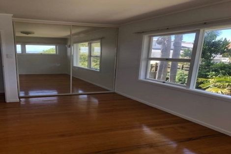 Photo of property in 4b Corrella Road, Belmont, Auckland, 0622