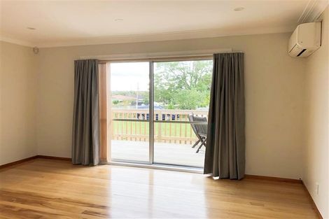 Photo of property in 44 Fairdene Avenue, Henderson, Auckland, 0610