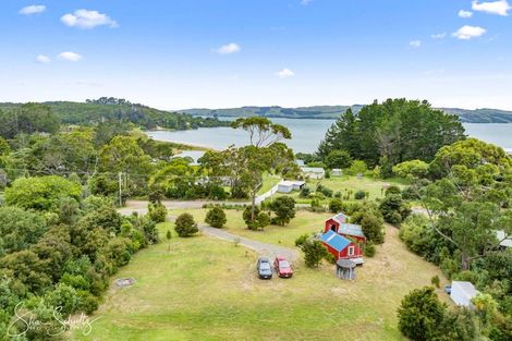 Photo of property in 39 Ngatoto Road, Tinopai, Matakohe, 0593