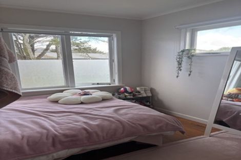 Photo of property in 5 Adams Road, Manurewa, Auckland, 2102