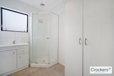 Photo of property in 6 Templeton Place, Clendon Park, Auckland, 2103