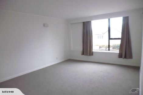 Photo of property in Hobson Court Flats, 18/70 Hobson Street, Thorndon, Wellington, 6011
