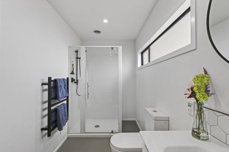 Photo of property in 1 Ranfurly Street, Frankleigh Park, New Plymouth, 4310