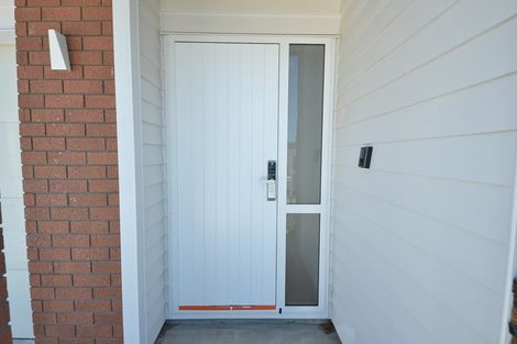 Photo of property in 32 Johns Creek Crescent, Silverdale, 0932