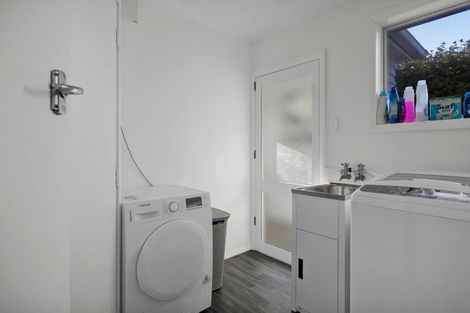 Photo of property in 13 Bridger Place, Eltham, 4322