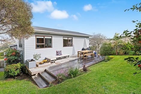 Photo of property in 163 Mahurangi East Road, Snells Beach, 0920