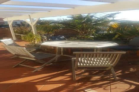 Photo of property in 107 Aberdeen Road, Castor Bay, Auckland, 0620