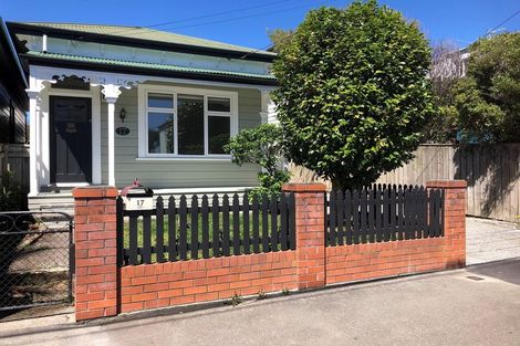Photo of property in 17 Te Wharepouri Street, Berhampore, Wellington, 6023