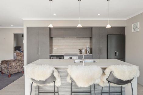 Photo of property in 87 Sandhurst Drive, Papamoa Beach, Papamoa, 3118