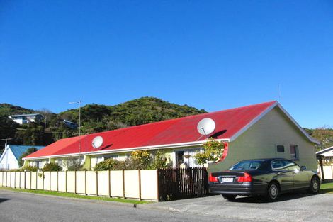 Photo of property in 10 Ngarimu Street, Greymouth, 7805