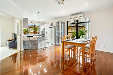 Photo of property in 25 Piriti Drive, Te Atatu Peninsula, Auckland, 0610