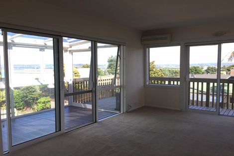 Photo of property in 2/130 Rangatira Road, Beach Haven, Auckland, 0626