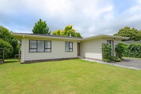 Photo of property in 12 Delaware Grove, Totara Park, Upper Hutt, 5018