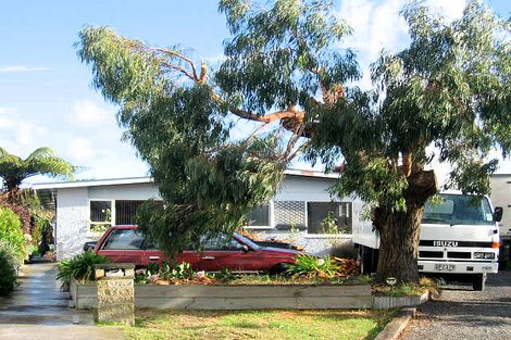 Photo of property in 6 Chums Road, Paraparaumu Beach, Paraparaumu, 5032