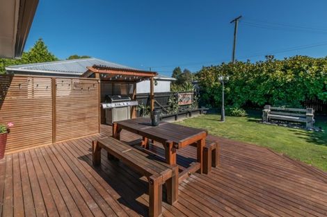 Photo of property in 38 Main North Road, Woodend, 7610