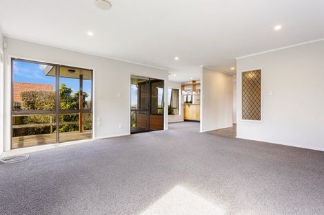 Photo of property in 4 Marlin Street, West Harbour, Auckland, 0618