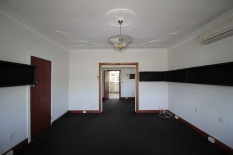 Photo of property in 362 Oxford Street, Levin, 5510