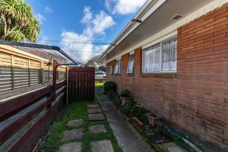 Photo of property in 4/14 Fuller Grove, Woburn, Lower Hutt, 5010