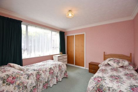 Photo of property in 218 Princes Street, Strathern, Invercargill, 9812