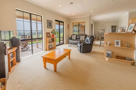 Photo of property in 154 Kaharoa Road, Hamurana, Rotorua, 3096
