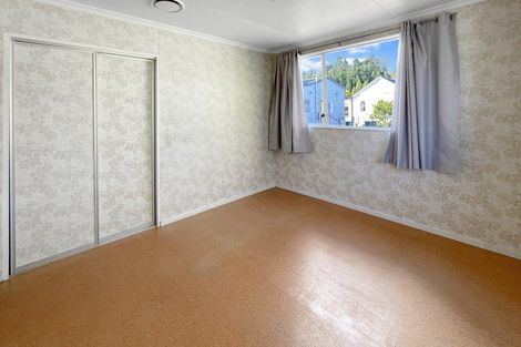 Photo of property in 12 Tay Street, Naseby, 9396