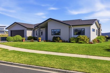 Photo of property in 6 Tuhua Close, Wharewaka, Taupo, 3330