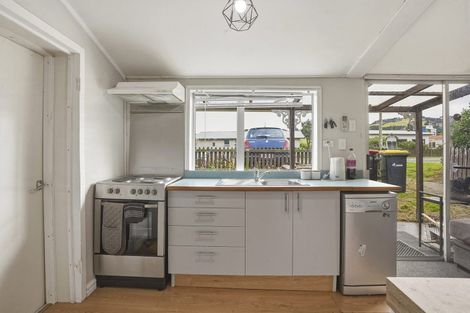 Photo of property in 9 Luke Street, Ocean Grove, Dunedin, 9013