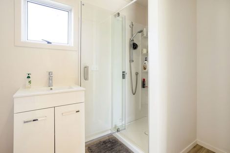 Photo of property in 36 Whitby Avenue, Whitianga, 3510